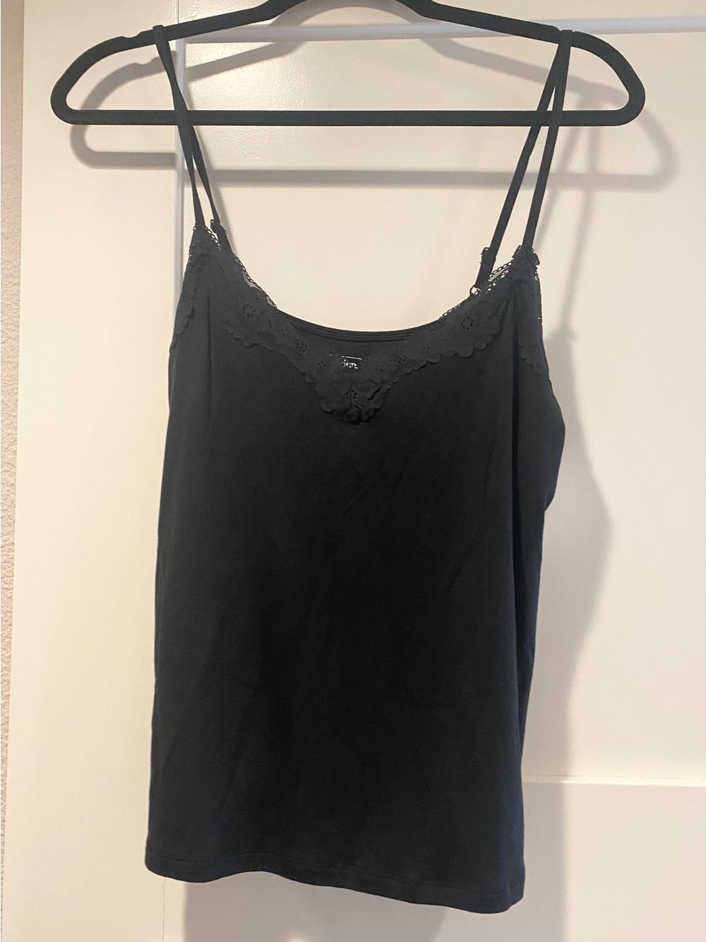 Auden Black Lace-Trim Camisole top super soft Cloud Knit size Medium NWT